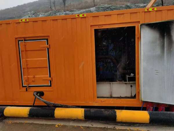 怒江发电机出租 柴油发电机组电压低报警怎么办？