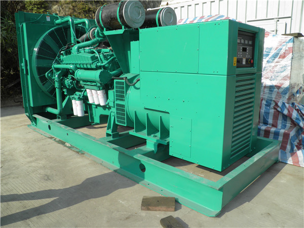 怒江发电车出租-柴油发电机组在使用的过程中应该做好哪些防护工作