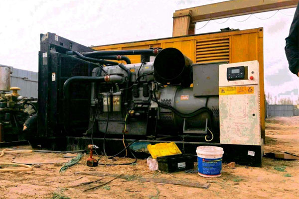 怒江柴油发电机组都有哪几种电压规格？