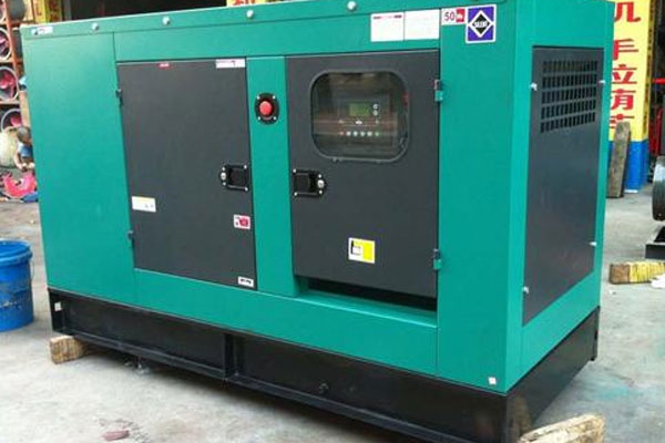 怒江如何检查机油的使用时间？