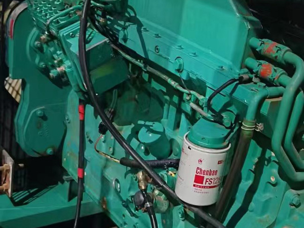 怒江如何确定新的发电机组控制系统是否与原系统兼容？