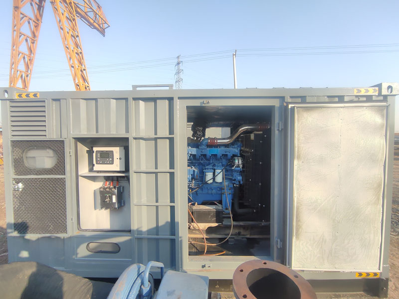 怒江柴油发电机组的机油多久更换一次比较合适？